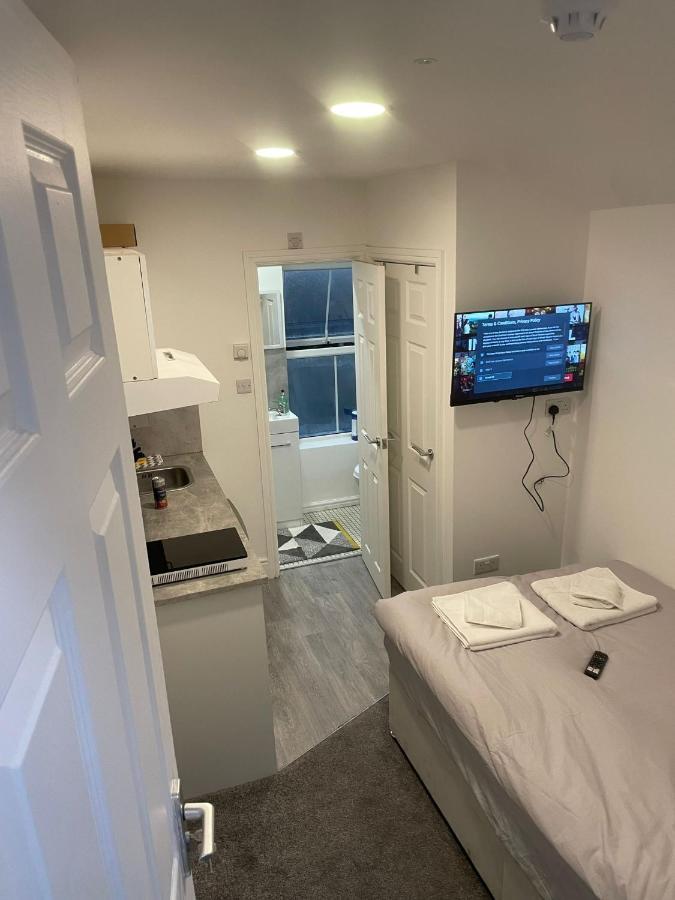 Luton Short Term Lets - Cardiff Road Apartment Exterior foto