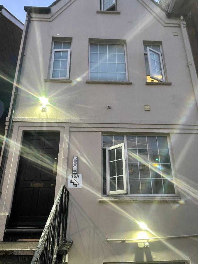 Luton Short Term Lets - Cardiff Road Apartment Exterior foto
