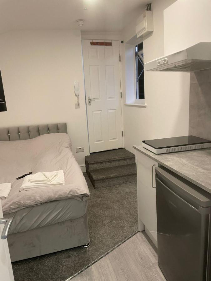 Luton Short Term Lets - Cardiff Road Apartment Exterior foto